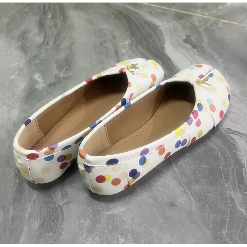 Split-Toe Damen Ballerinas Modische Tabi-Schuhe Lässige Slip-on Loafers Damen Plissierte Leder-Espadrilles Zapatillas Mujer – Detail 24