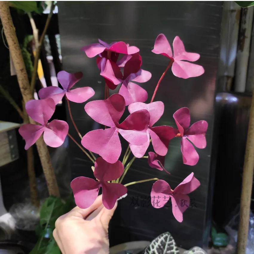 

Small Artificial Shamrock Plant Potted Stems Fake Flowers for Table Party Home Decor Purple St Patricks Day Floral Picks