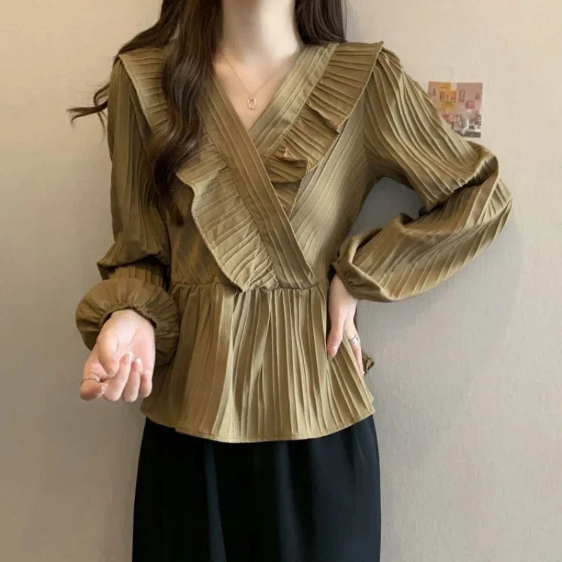 Women Clothing V Neck Ruffles Loose Casual Shirt Tops Spring Autumn New Long Sleeve Pleated Solid Korean Blouse Sweet Fashion