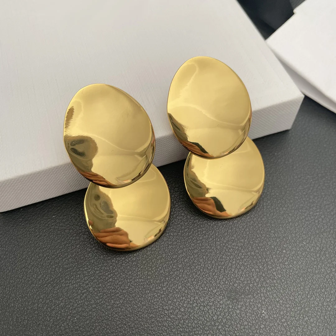 2024 New vintage gold-plated geometric stud earrings Fashion simple trend jewelry earrings for women accessories