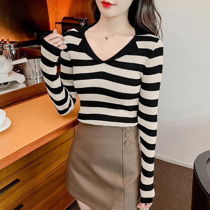

New Panelled Striped Pullovers Women V-neck Long Sleeve Slim Knitted Sweaters Temperament Young Ladies Casual Vintage All-match