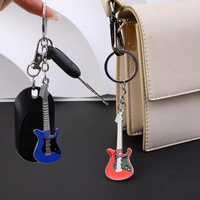 Y2K Popular Creative Guitar Customized Keychain Simple Boutique Beautiful Cute Guitar Key Chains Pendant Birthday Gift Key Ring