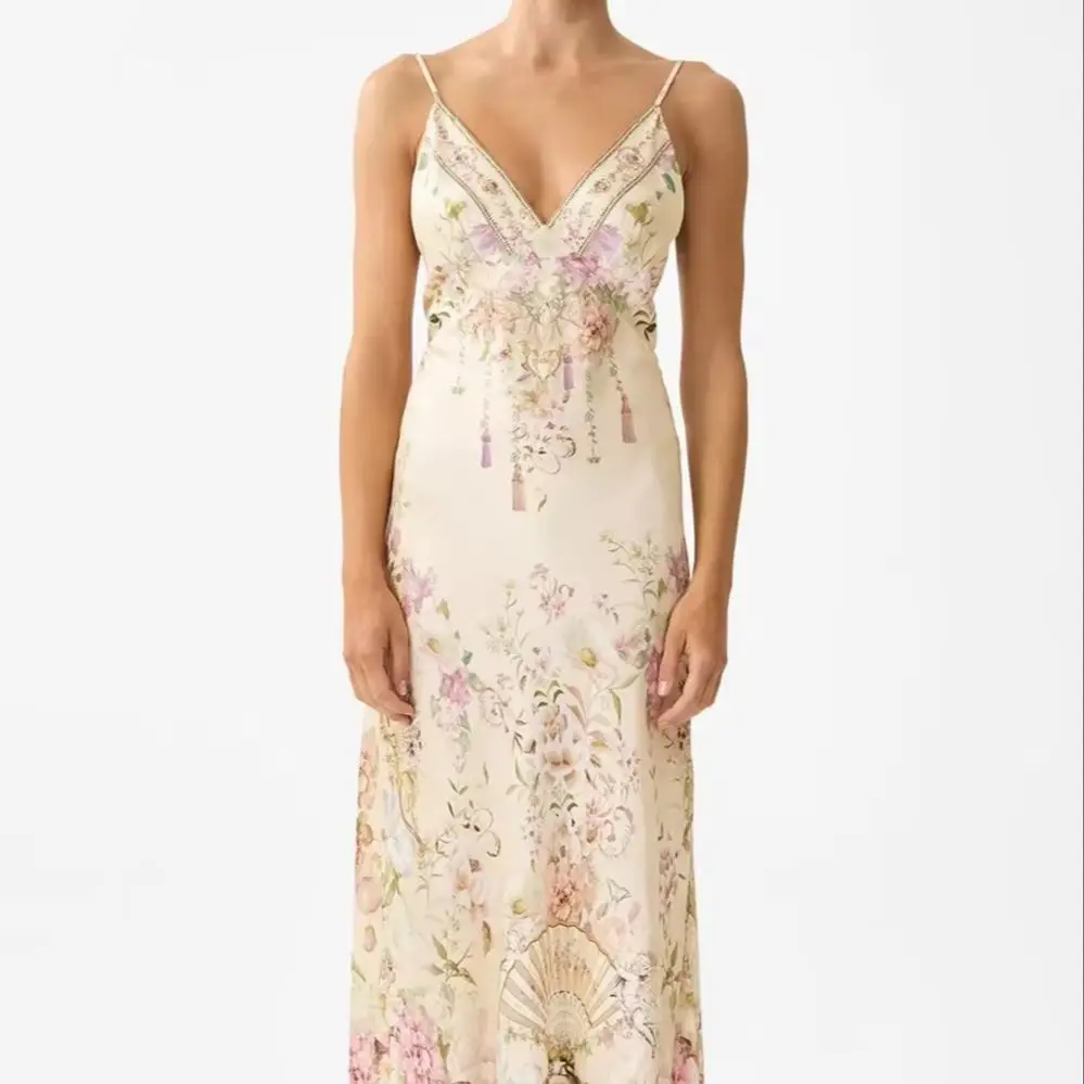 Vakantiestijl Sling Robe voor dames Bloemenprint Kristallen kralen Backless V-hals Mouwloos Hoge taille Slank 100% zijde maxi-jurk - afbeelding 2