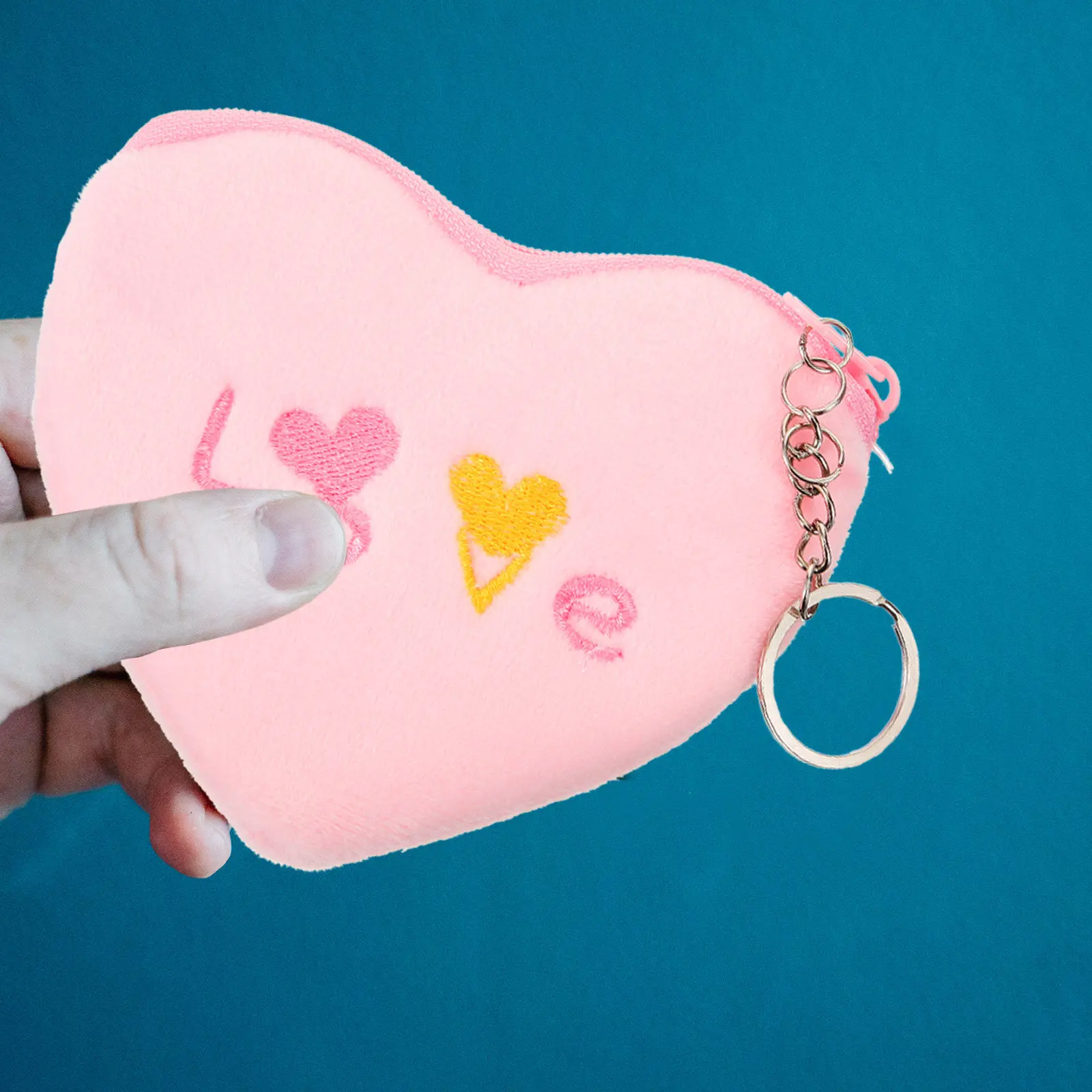 

Small Cute Heart Shaped Coin Purse Soft Comfortable Keychain Pouch Lightweight Bag for Girls Valentine's Gift Small Change Purse