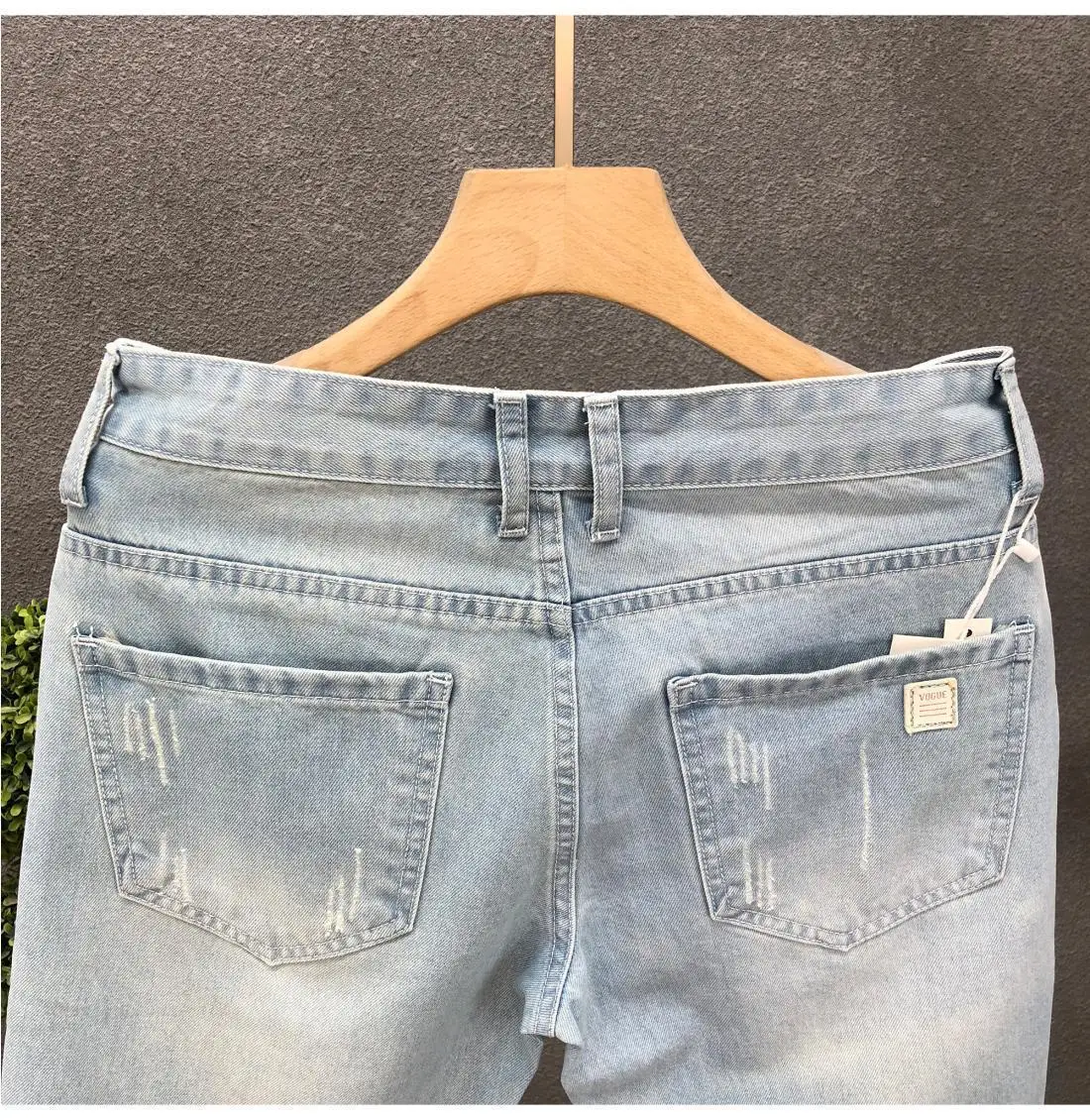 2024 Summer Popularity Light Blue Cowboy Shorts Men High Street Hole Quarter Pants Youth Slim Loose Fashion All-match Trousers