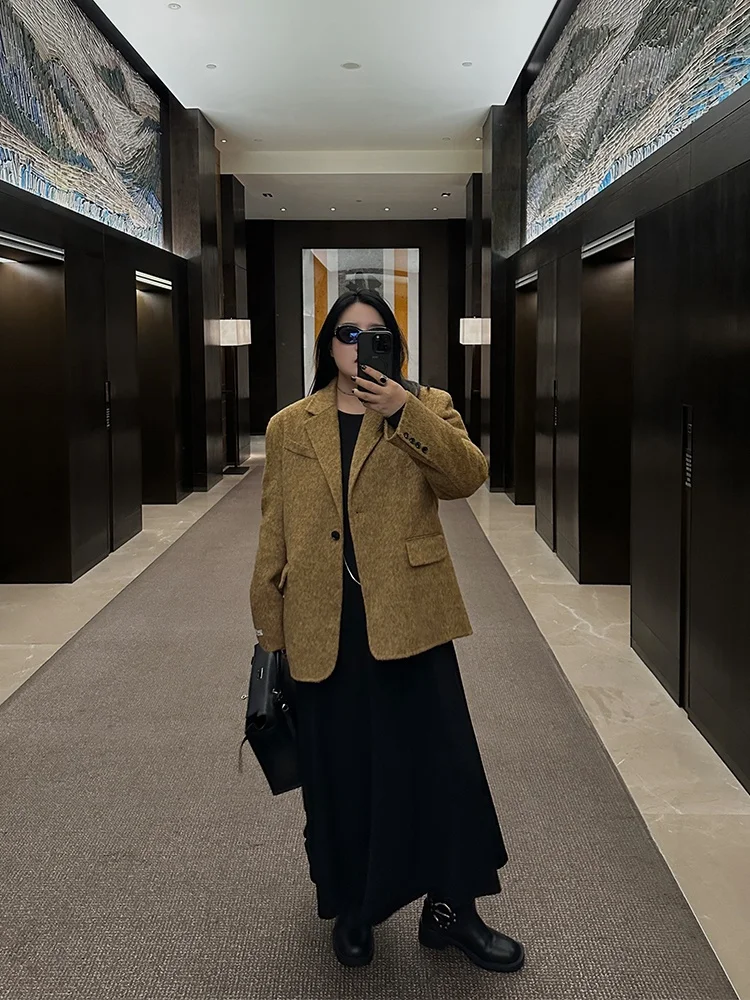 

Ретро-шерстяной пиджак для женщин больших размеров: элегантный, универсальный, осенне-зимний, модный, приталенный, верхняя одежда в стиле XiaoXin