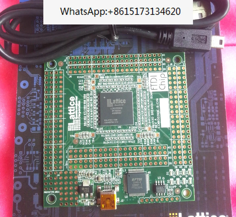 LCMXO2280C-B-EVN  Lattice  LCMXO2280C-3FTN256C Programmable Logic  Development Tools MachXO Breakout Board fpga