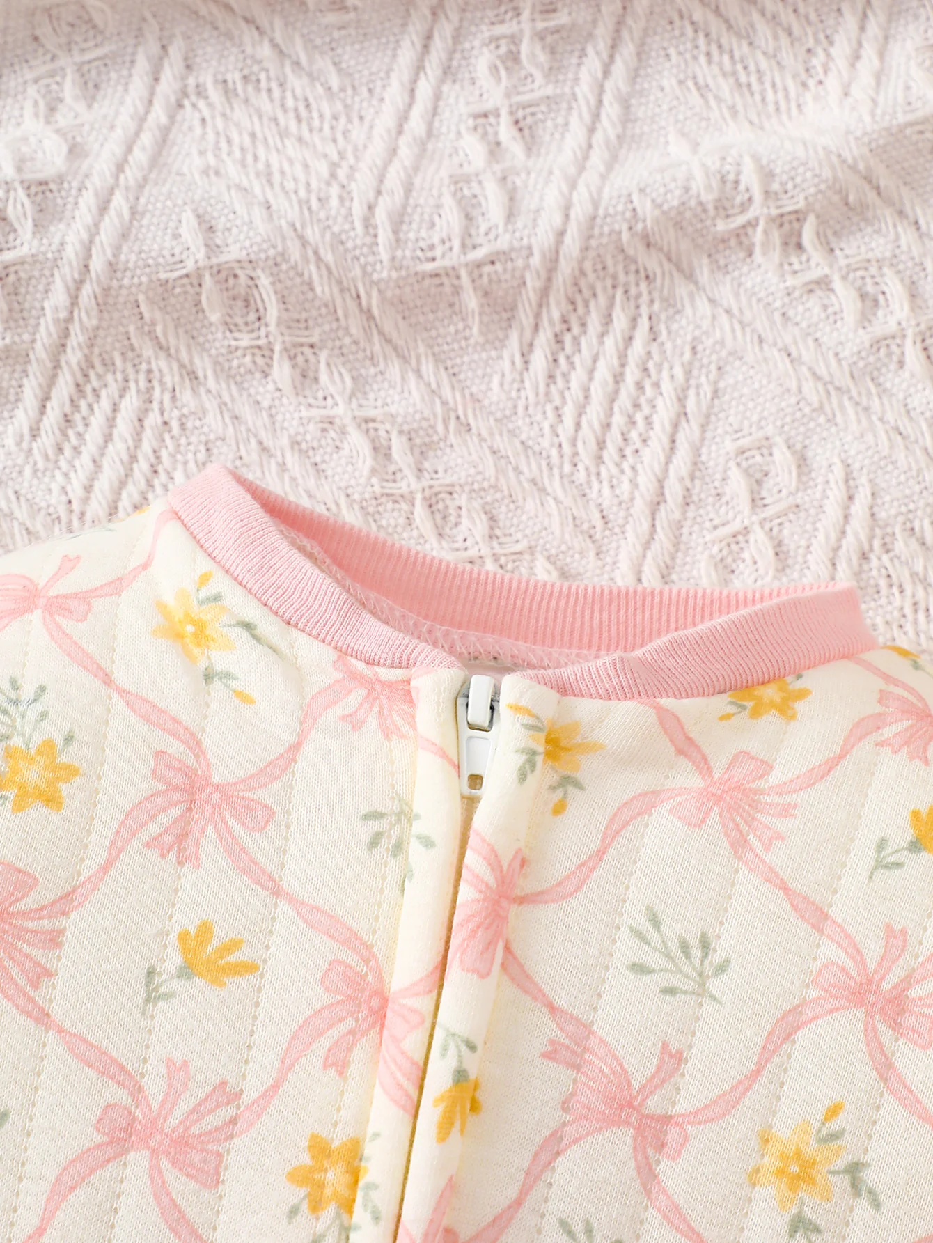 أفرول بنات حديثي الولادة بطبعة - مراجعة Cotton Baby Onesies Zipper وسعره