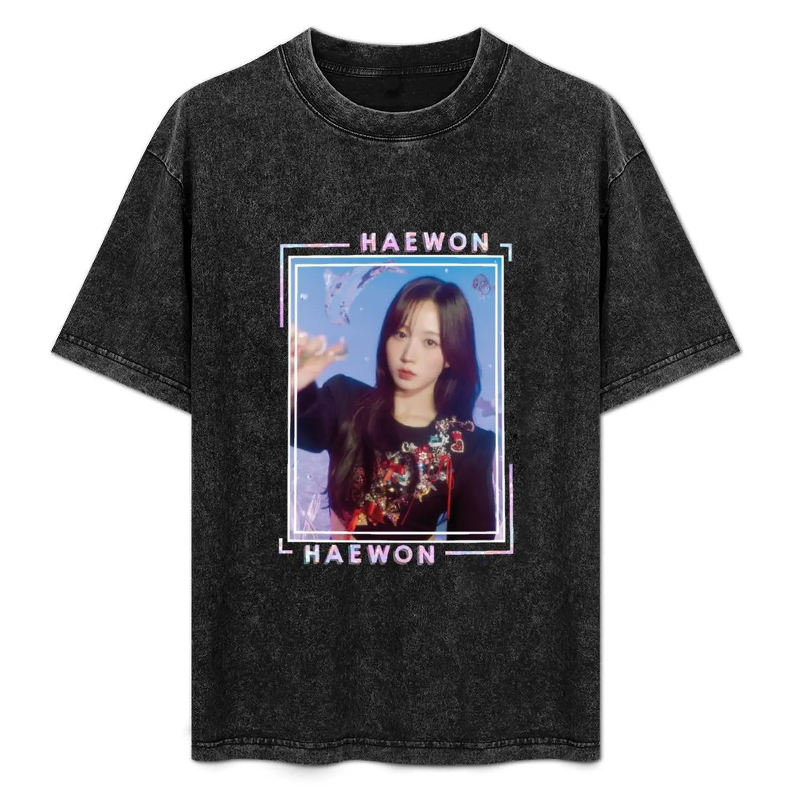 

NMIXX - Haewon T-Shirt Fashion Simple Casual Tee Shirt