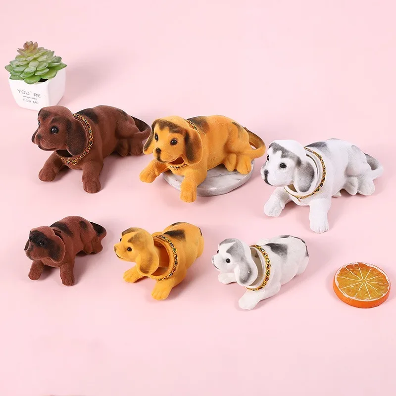 Bobble Head Labrador, Decorazione per auto Annuendo Ornamenti per cani Alta emulazione Creativo Cruscotto per cani Artigianato Amante dei cani Regalo per auto Veicolo Scrivania Decorazioni (Labrador