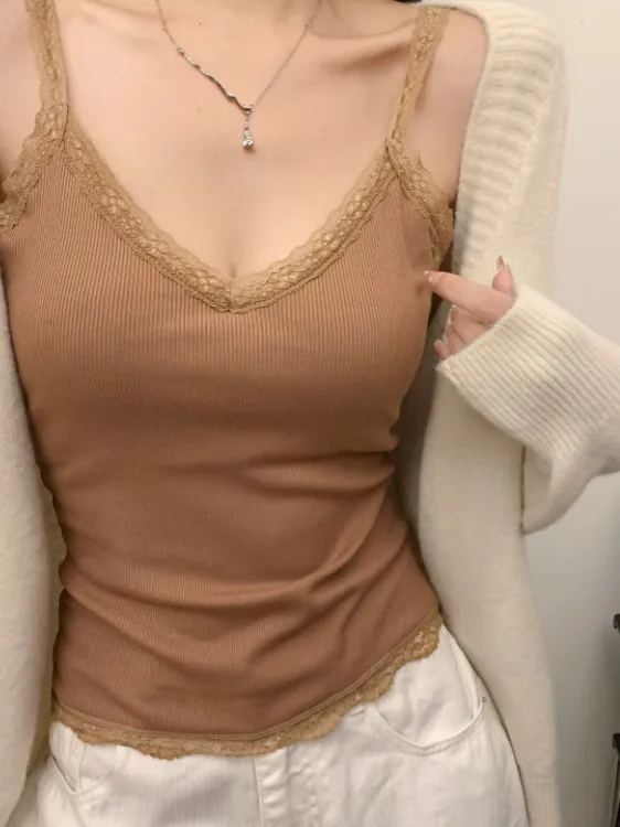 سترة بحزام على شكل حرف V من الدانتيل ملابس داخلية نسائية مدمجة مع وسادة صدر بقصة ضيقة وقاعدة دافئة رغبة نقية للفتيات Sle