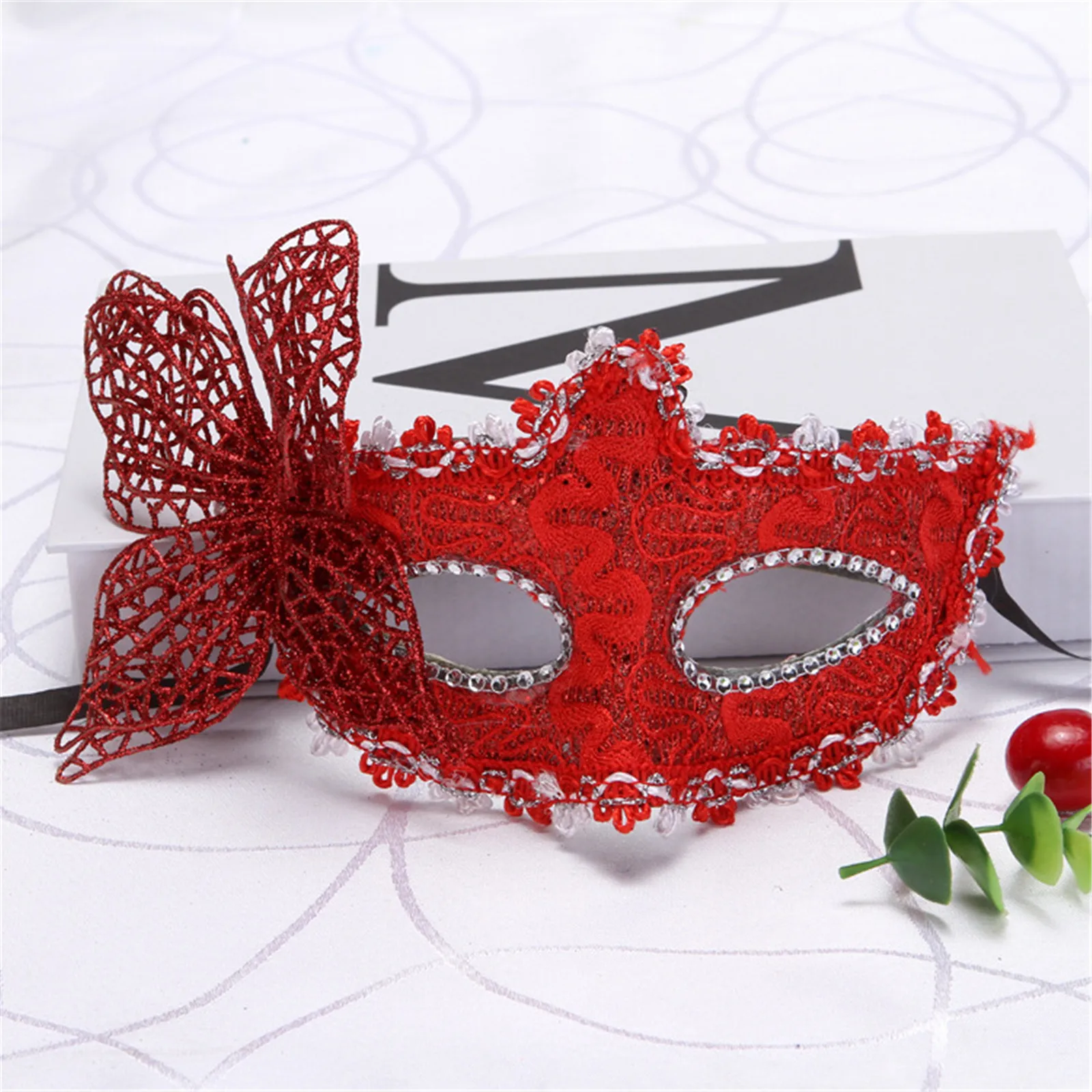 Fashion Luxury Venetian Masquerade Mask Women Girls Sexy Fox Eye Mask Butterfly Mask for Fancy Dress Christmas Halloween Party