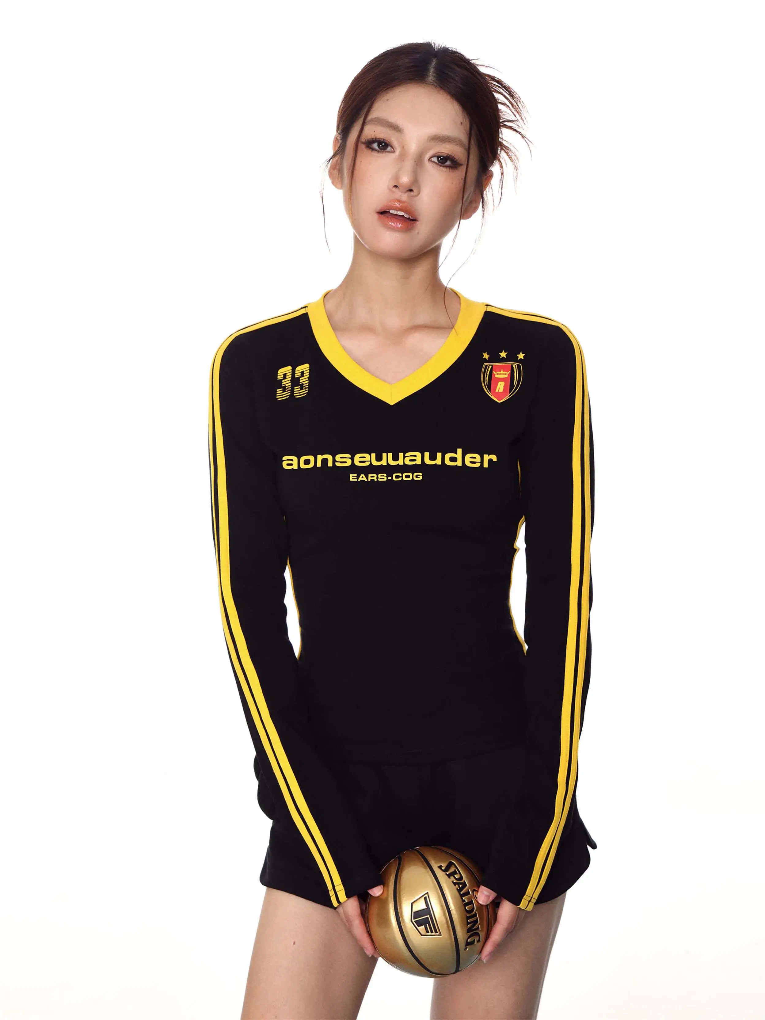 

Винтажная женская футболка с V-образным вырезом и контрастным принтом, с длинными рукавами, для весны и осени, спортивная, облегающая, укороченная.