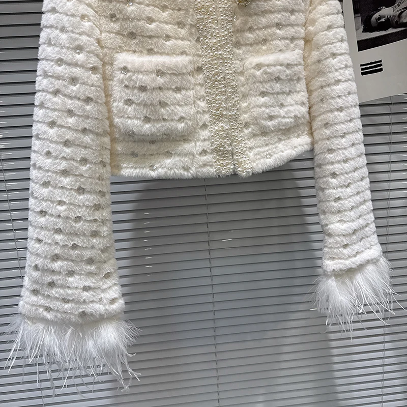 النمط الفرنسي حبة الربط تصميم الشعور أسفل بطانة سترة قصيرة 2025 شتاء جديد مزاجه المرأة معطف أنيق #6