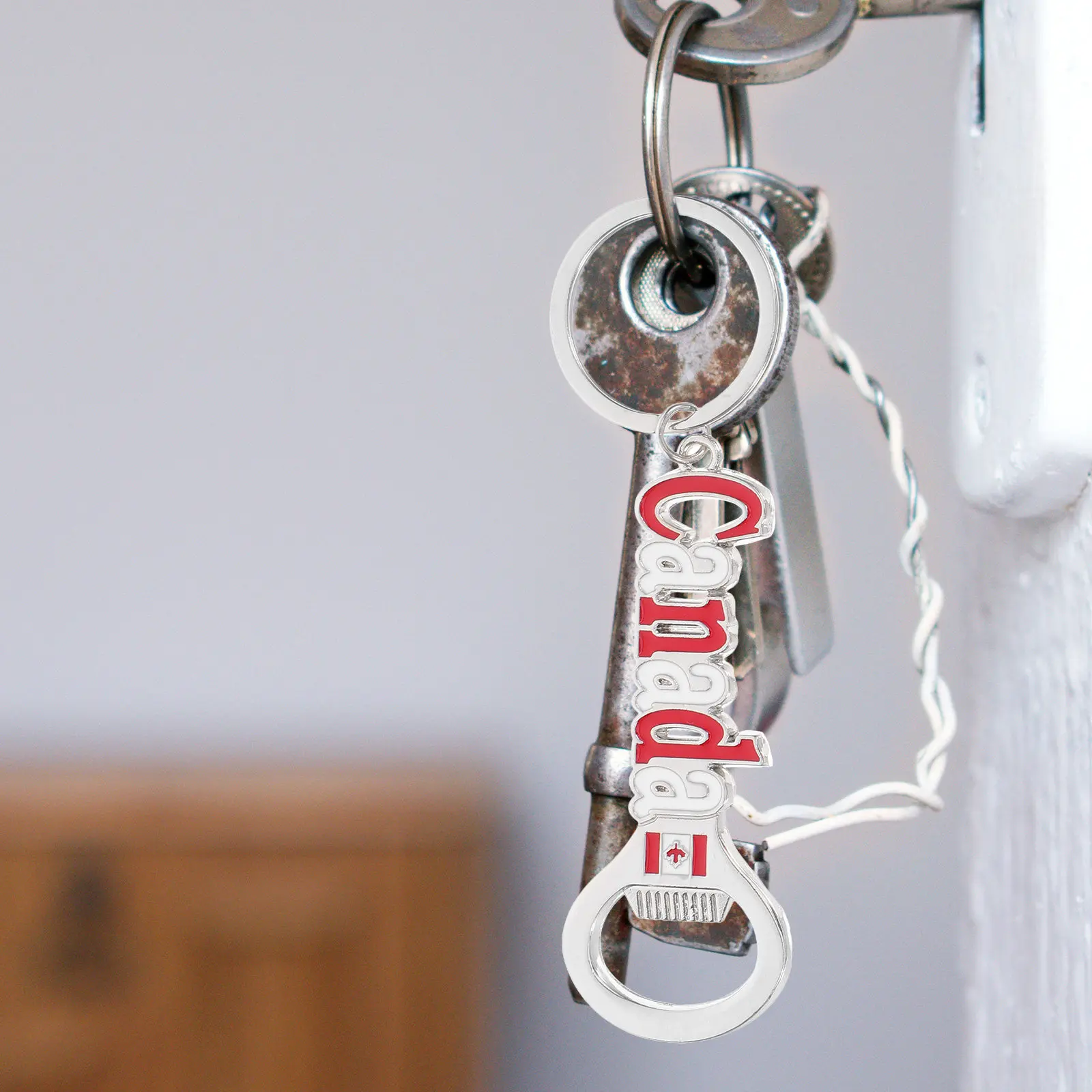 4Pcs Flag Keychains For Camping Bottle Opener Keychain Collector Birthday Canada Canadian Charms Flat Souvenir