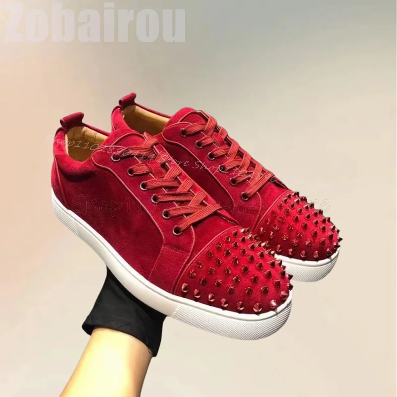 

Red Rivets Decor White Sole Cross Tied Men Sneakers Fashion Lace Up Men Shoes Luxurious Handmade Party Office Men Casual Shoes