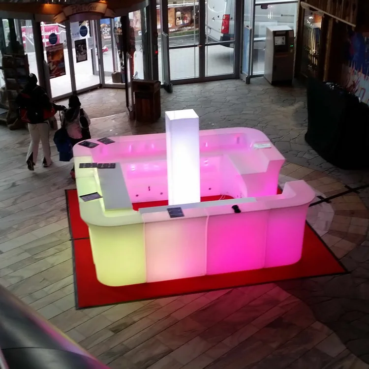 

Выставочный центр мебели Renta Salas Lounge Barra Coctelera