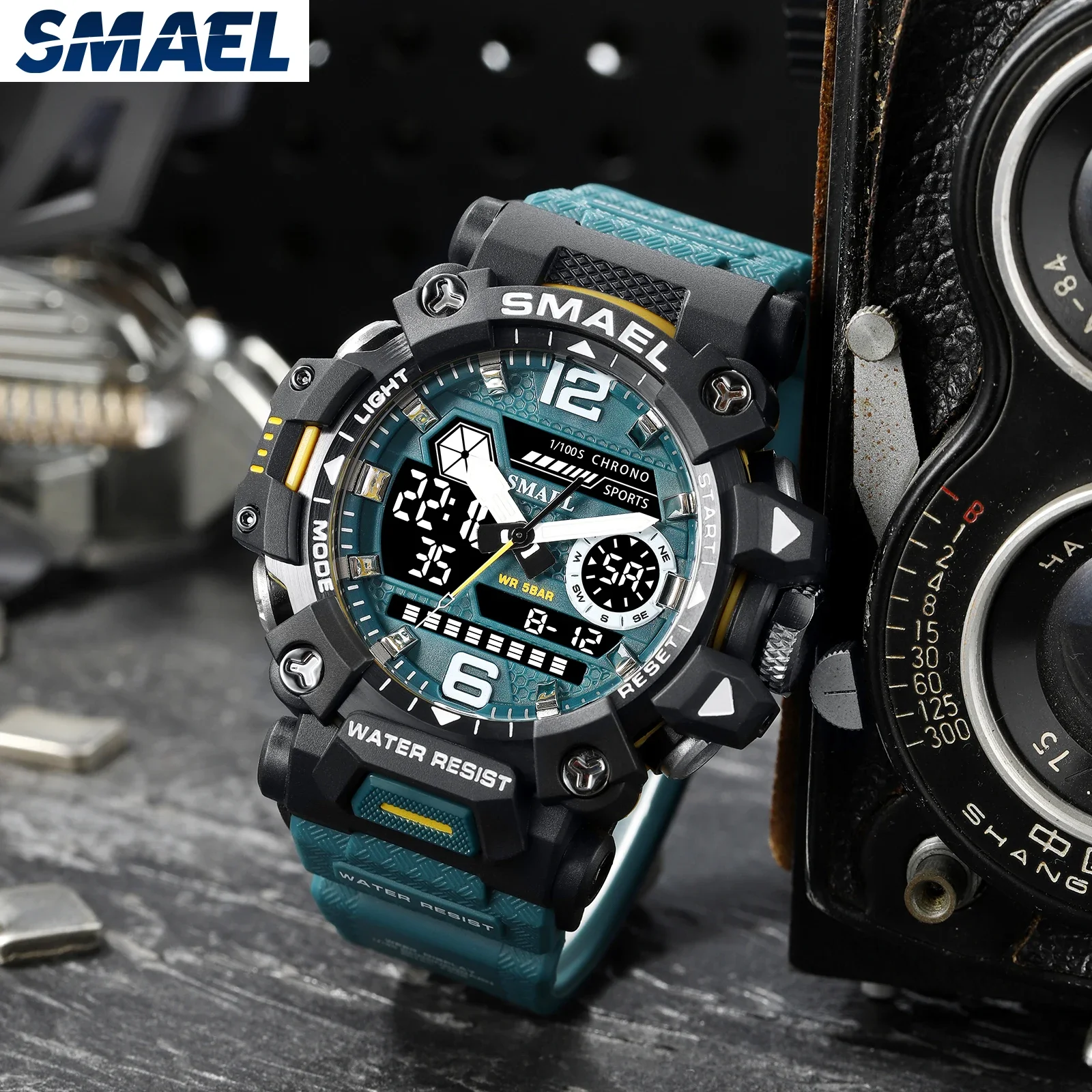 SMAEL 8072 Alloy Military Style Watch Night Glow Waterproof Dual Display Quartz Electronic Watch Outdoor Tactical Men\'s