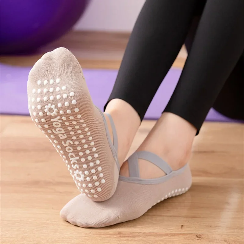 

Professional Women Yoga Socks Silicone Anti-slip Ballet Pilates Socks Women Backless Breathable Bandage Dance Sports Socks