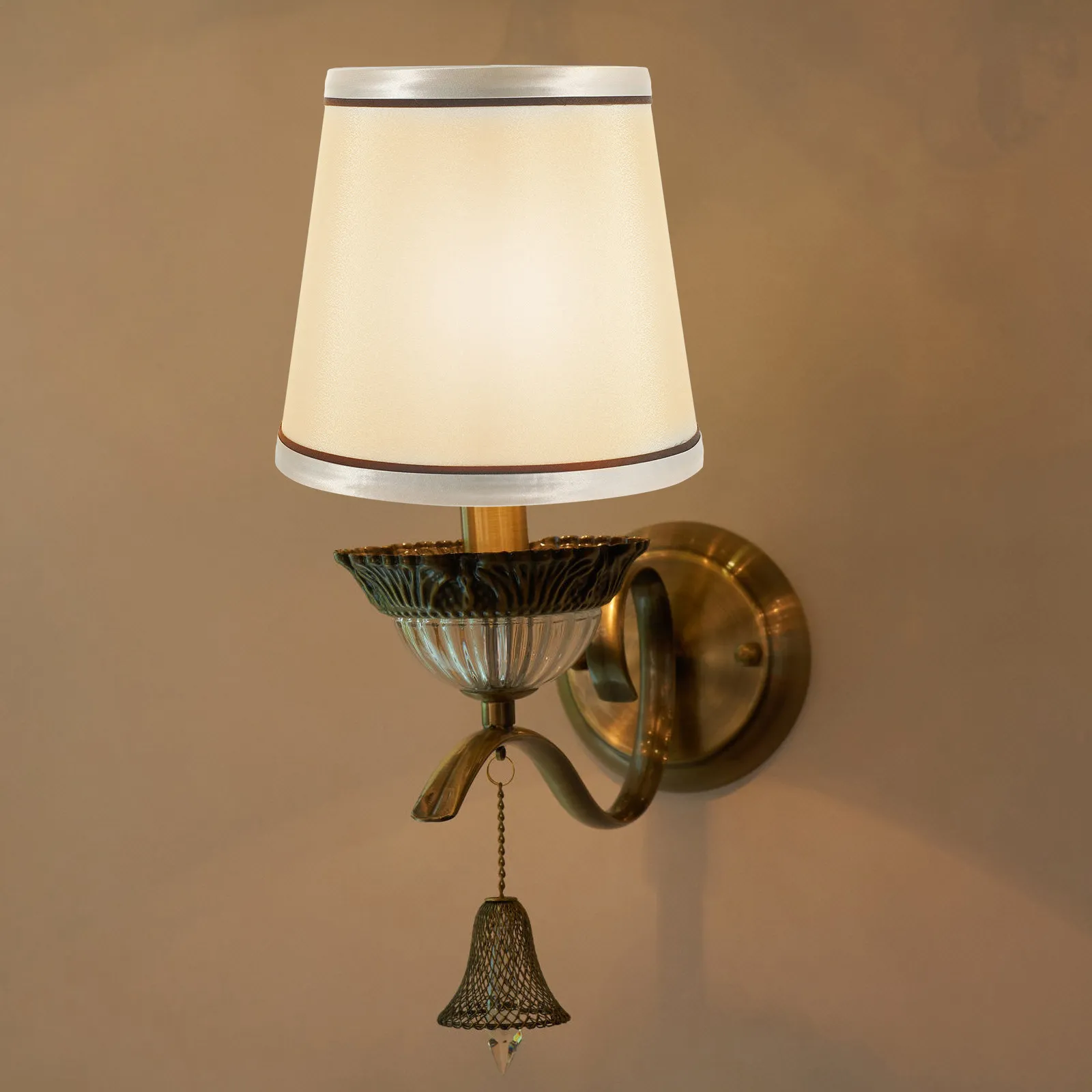 

Modern Cloth and Metal Lamp Shade for Table Desk Lamp Replacement Easy Install Decorative Light Shade for Bedroom Living Room