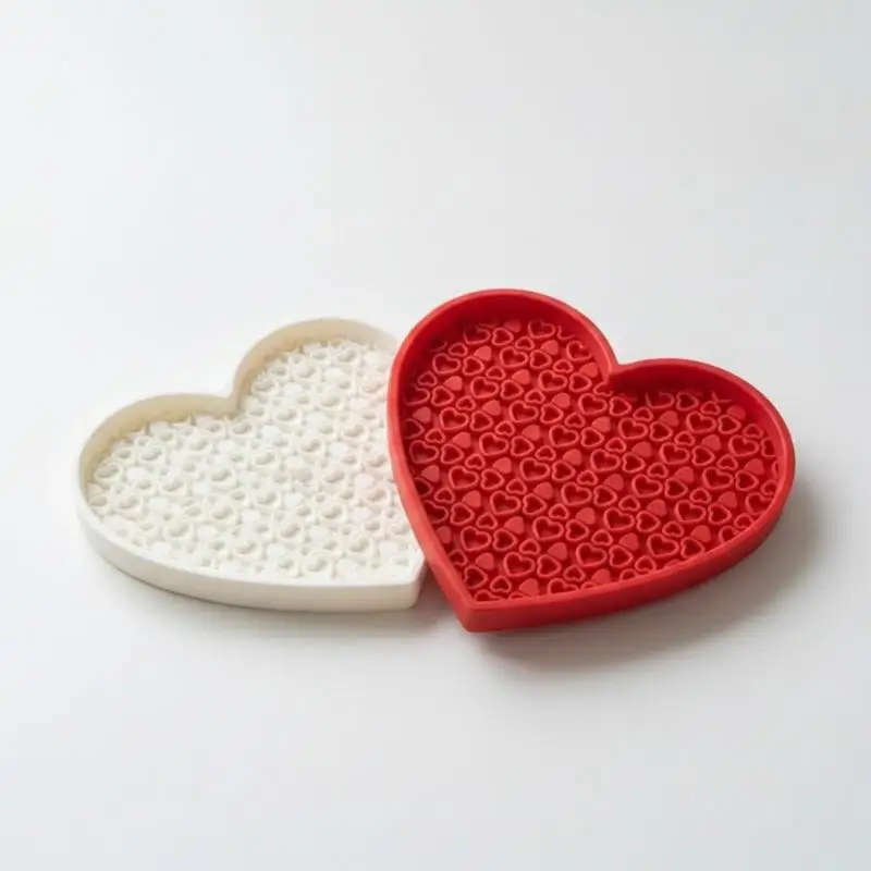 Cute Heart Shaped Makeup Brush Cleaning Tray Multi Hole Scrubbing Pad Portable Sponge Brush Cleaner Tool