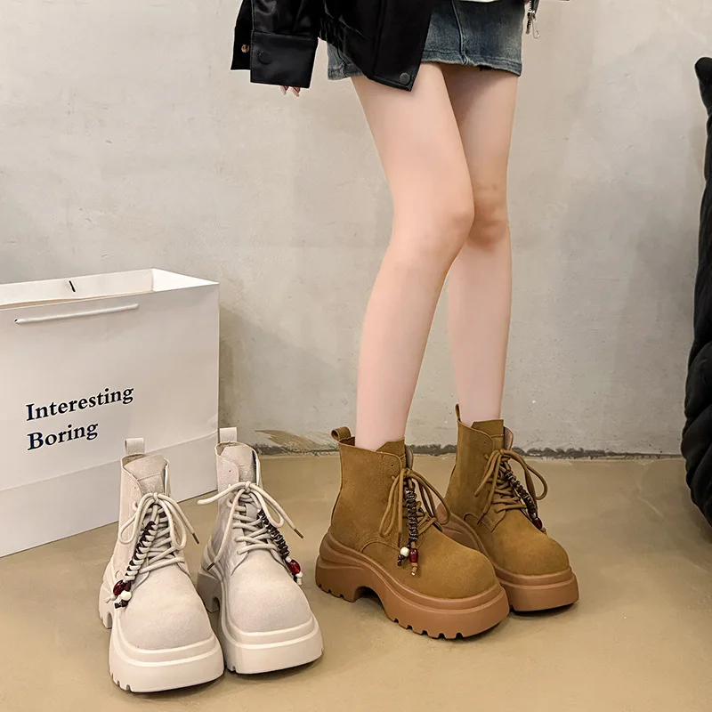 

Thick-soled Retro Suede Ankle Boots Internet Celebrity European goods 2025 Super Popular Versatile Niche Street Style