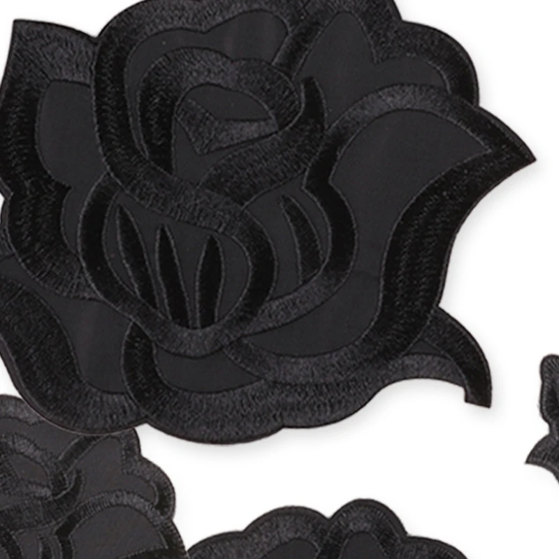 4 Stück schwarze Rosen-Blumen-Aufnäher zum Aufbügeln für Kleidung, bestickte Jacken, DIY-Set, niedliche Kinder-Aufnäher, Aufkleber für Mädchen, thermoadhäsiv – Detail 3