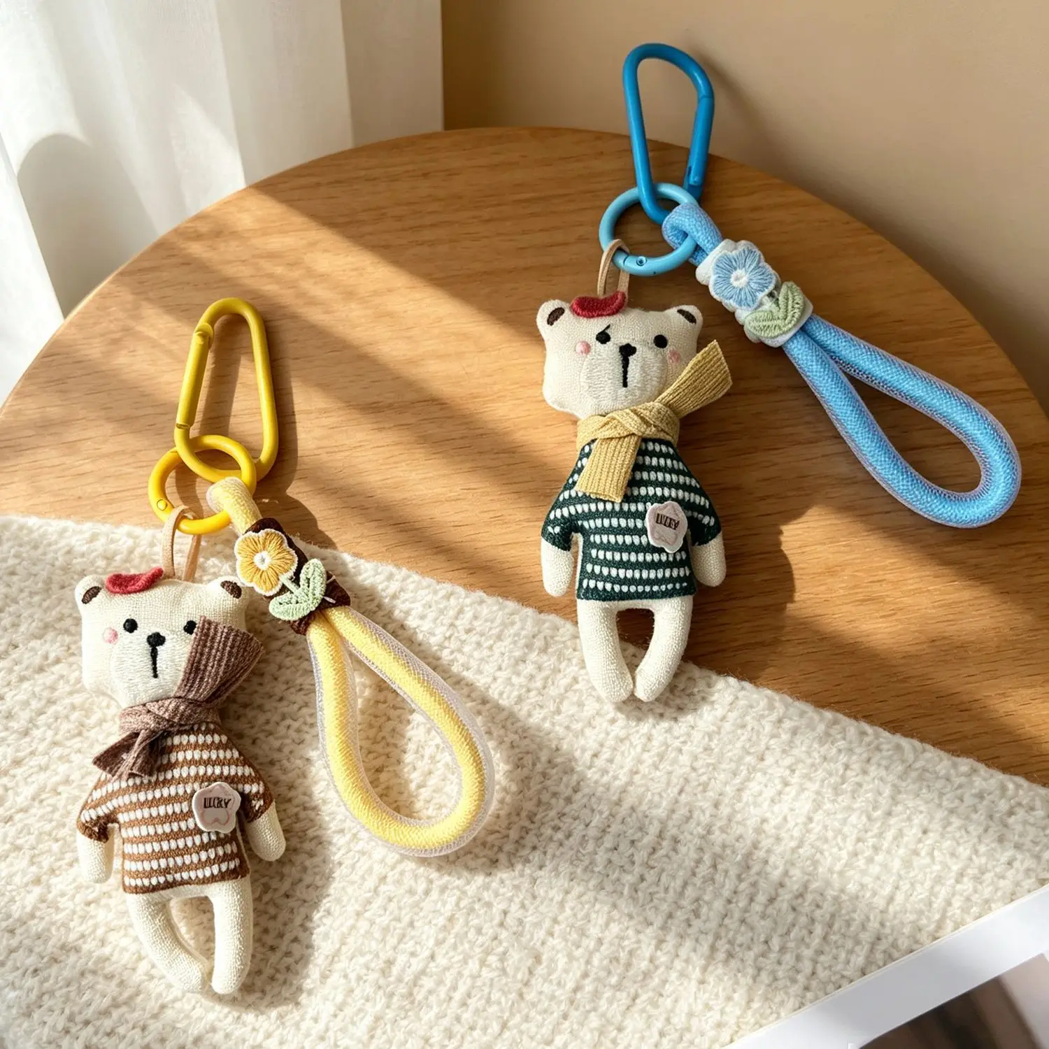 Keychain Bear Plush Pendant Adorable Fabric Cartoon Lightweight Brown Compact for School Backpack Lanyard Versatile Stylish