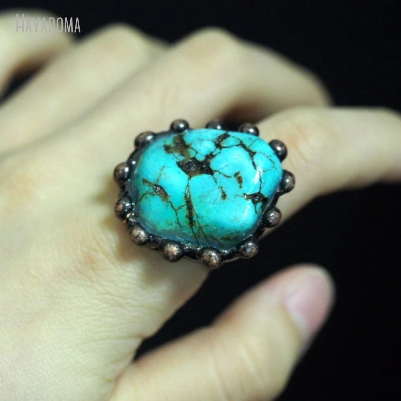 

10Pcs Wholesale Antique Bronze Color Blue Tin Howlite Stone Soldered Free Form Vintage Style Handmade Ring RM50658