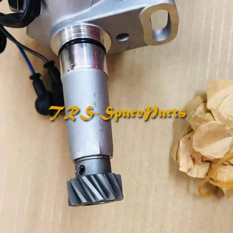 Electronic Carburetor Type Ignition Distributor Assy MD142257 MD080608 T3T04591 for Pajero V32 4G54 Engine