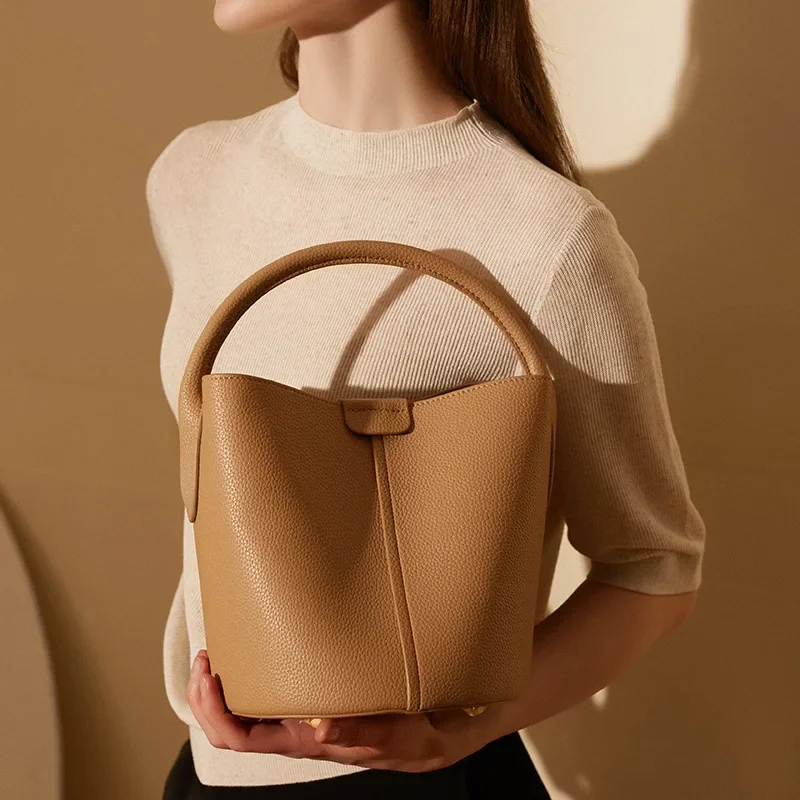 

Minimalist Bucket Bag Fashionable Commuter Women's Messenger Bag Portable High-end Genuine Leather Vegetable Basket Handbag