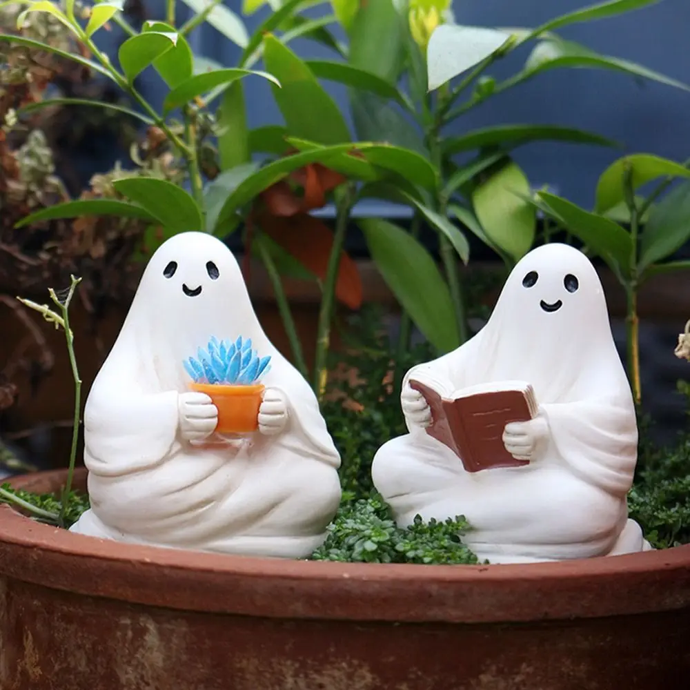 

2pcs Micro Landscape Resin Halloween Ghost Ornaments Cute Cartoon Sitting Figure Waterproof Ghost Sculpture Gift