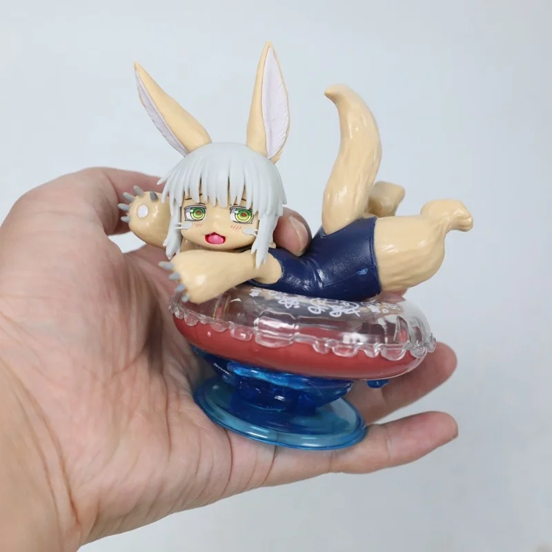 Auf Lager 10 cm Nanachi Anime Figur Nette Made In Abyss Anime Pvc Spielzeug Auto Dekoration Sammlung Modell Spielzeug Desktop Ornament geschenk