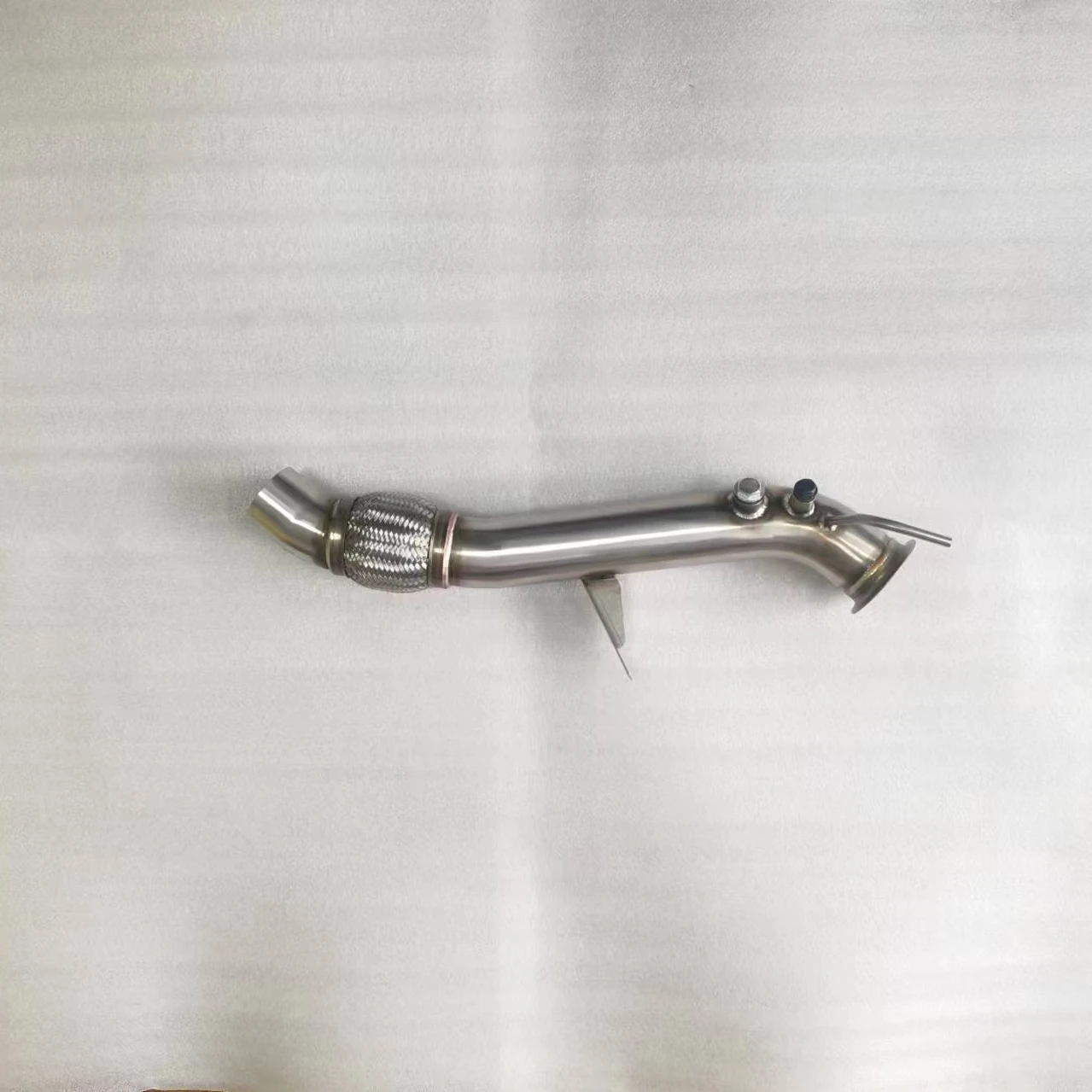 

Exhaust Downpipes for B MW E90, E91 318d, 320d M47N2 2004-2007