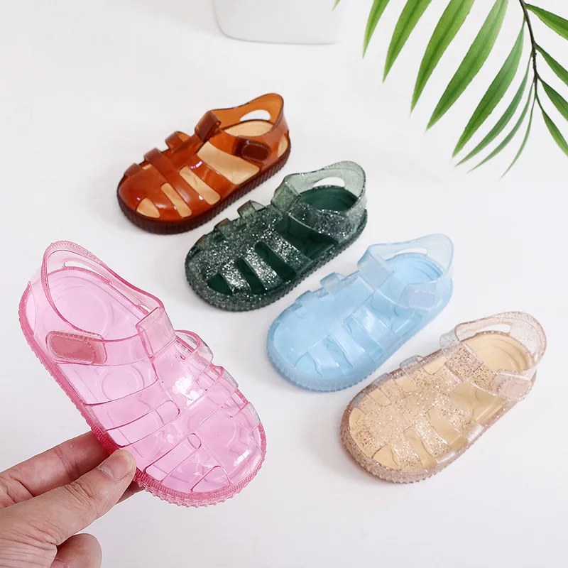 Summer New Girl\'s Baotou Sandals with Hollow Soft Sole Sandals Children\'s Buckle Baby Sandals