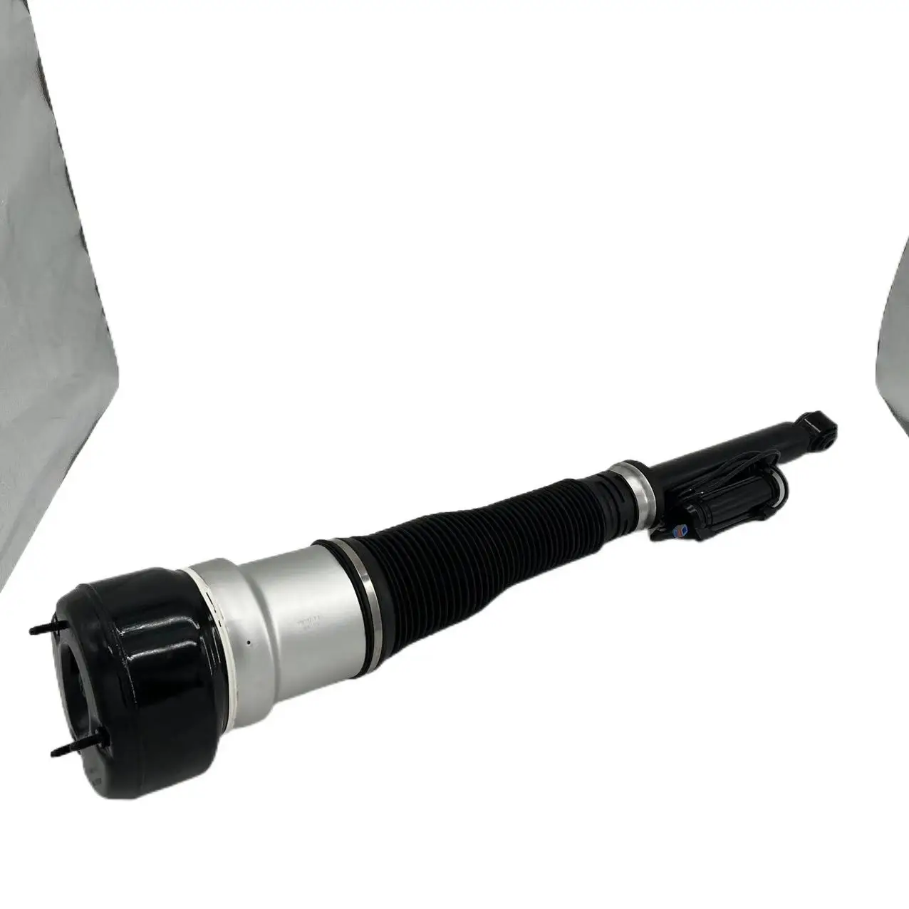 High Quality For Air Suspension Shock Absorber For Mercedes-Benz W221 OE2213205613 2213205813 2213205513 2213205313 6 Months