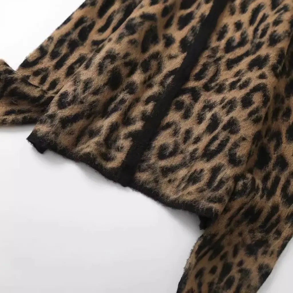 

Женский леопардовый кардиган в стиле ретро, повседневный вязаный свитер «Джокер», ранняя осень, новый стиль BM MD 05708624700