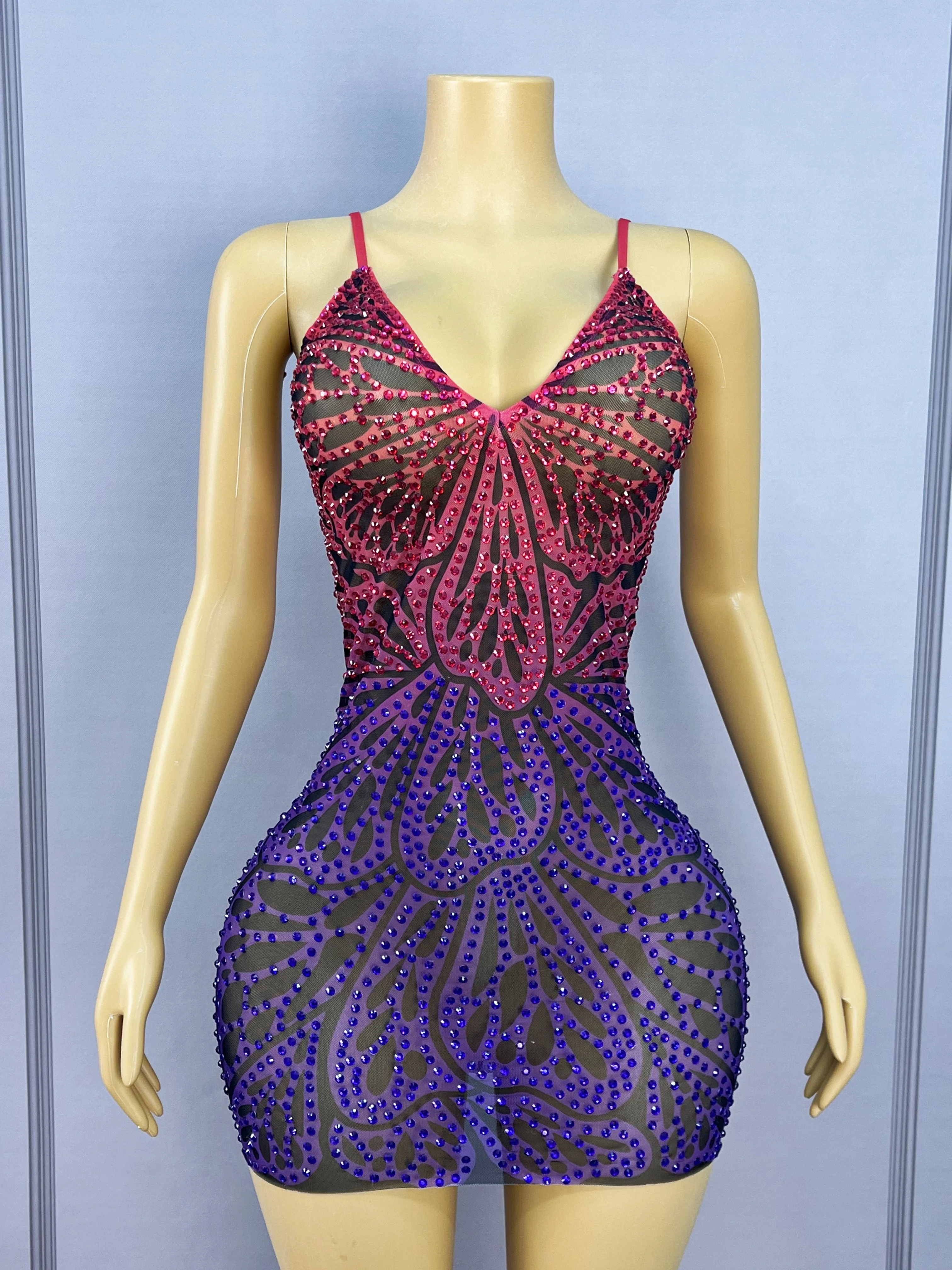 Sexy Blingbling Butterfly Parttern Rhinestones Suspenders Mesh Dress Women Holiday Birthday Party Celebrate Show Stage Outfit