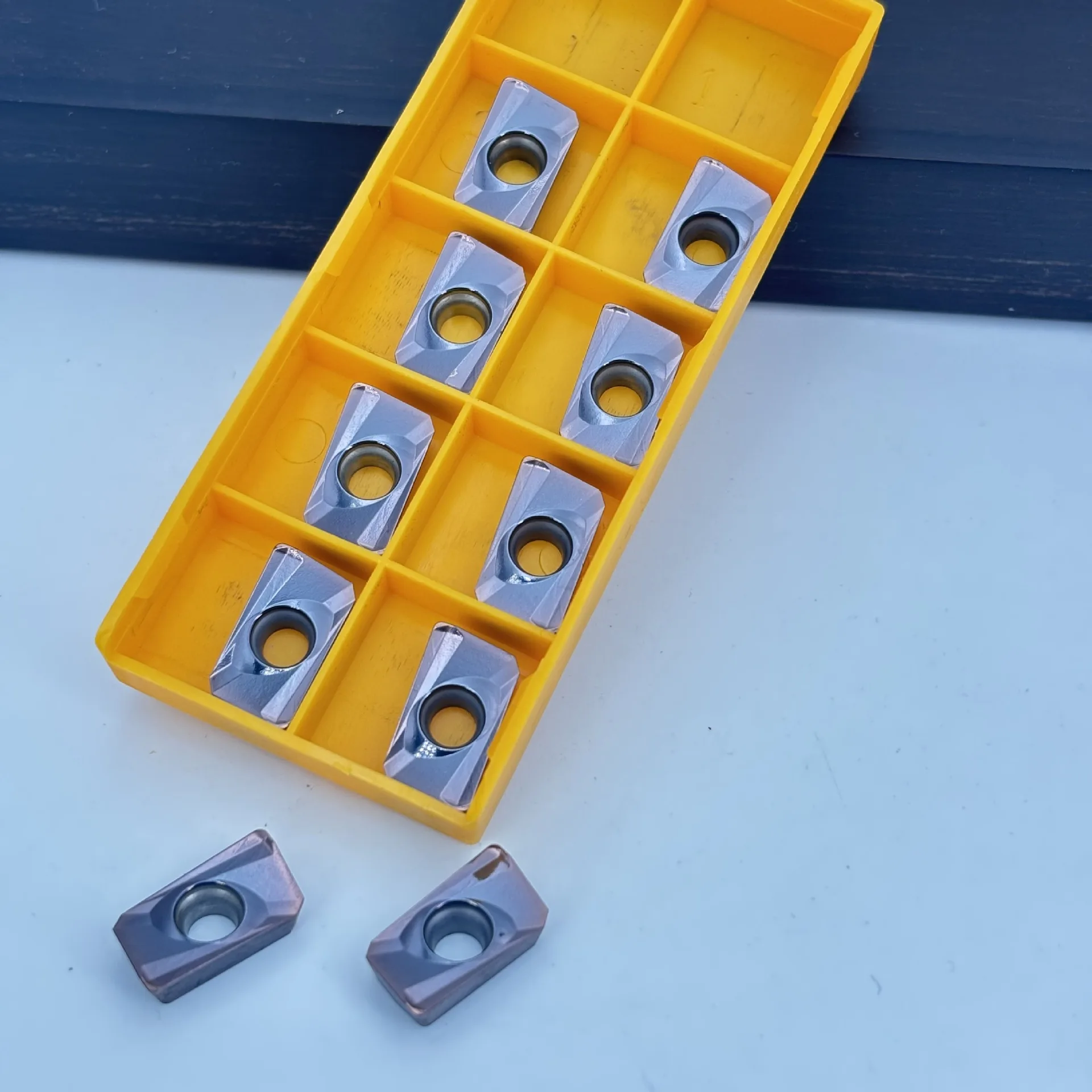 Numerical Control Insert APMT1604 H2 APMT1604 M2 VP15TF Milling Cutter