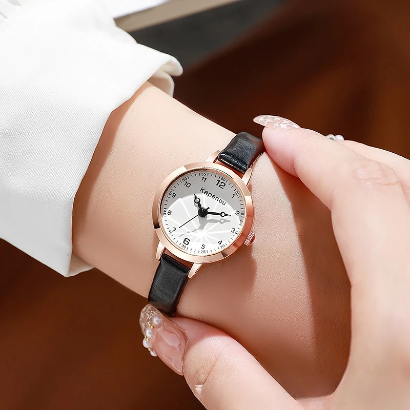 New Fashion Women's Watch Female Ins Student Korean Edition Simple Watch Versatile Temperament Digital Quartz Watch