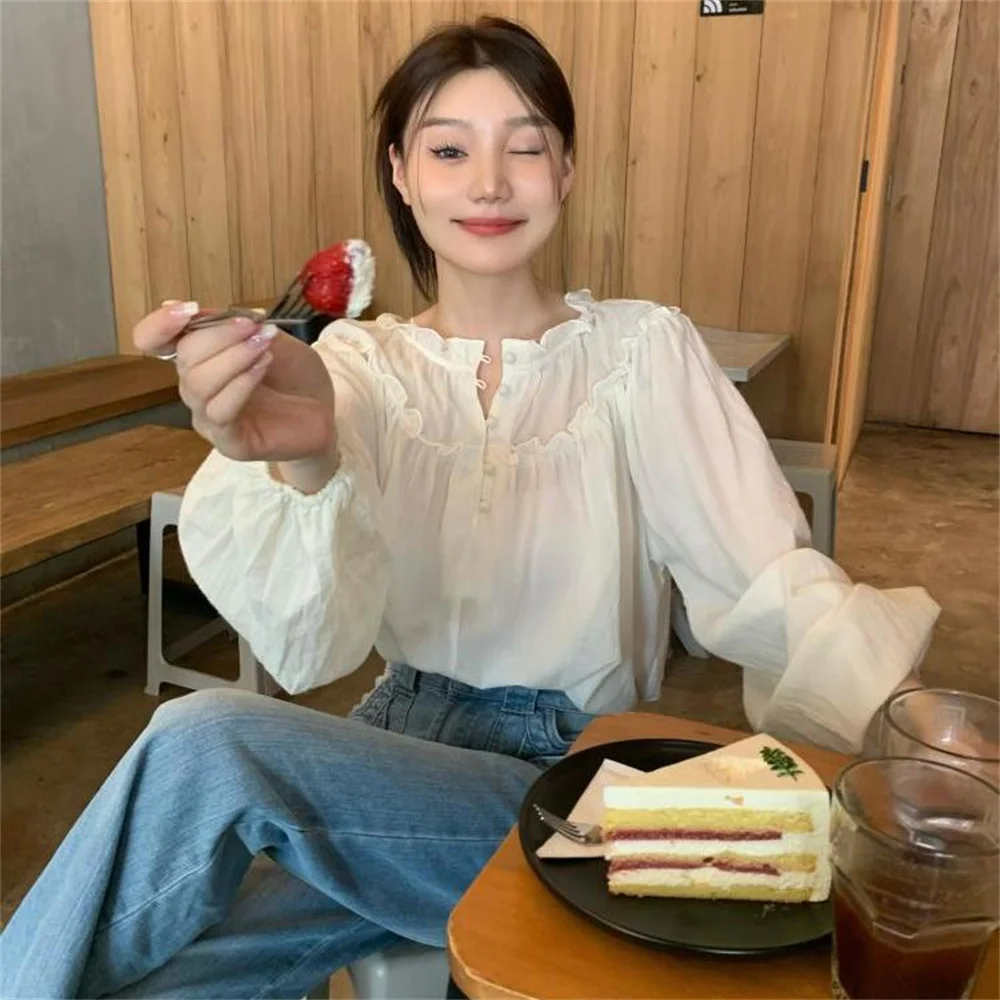 Camicette da donna casual con maniche a sbuffo larghe ed eleganti primavera retrò tutto-fiammifero dolce donna estate nuove camicie con bottoni in stile coreano solido
