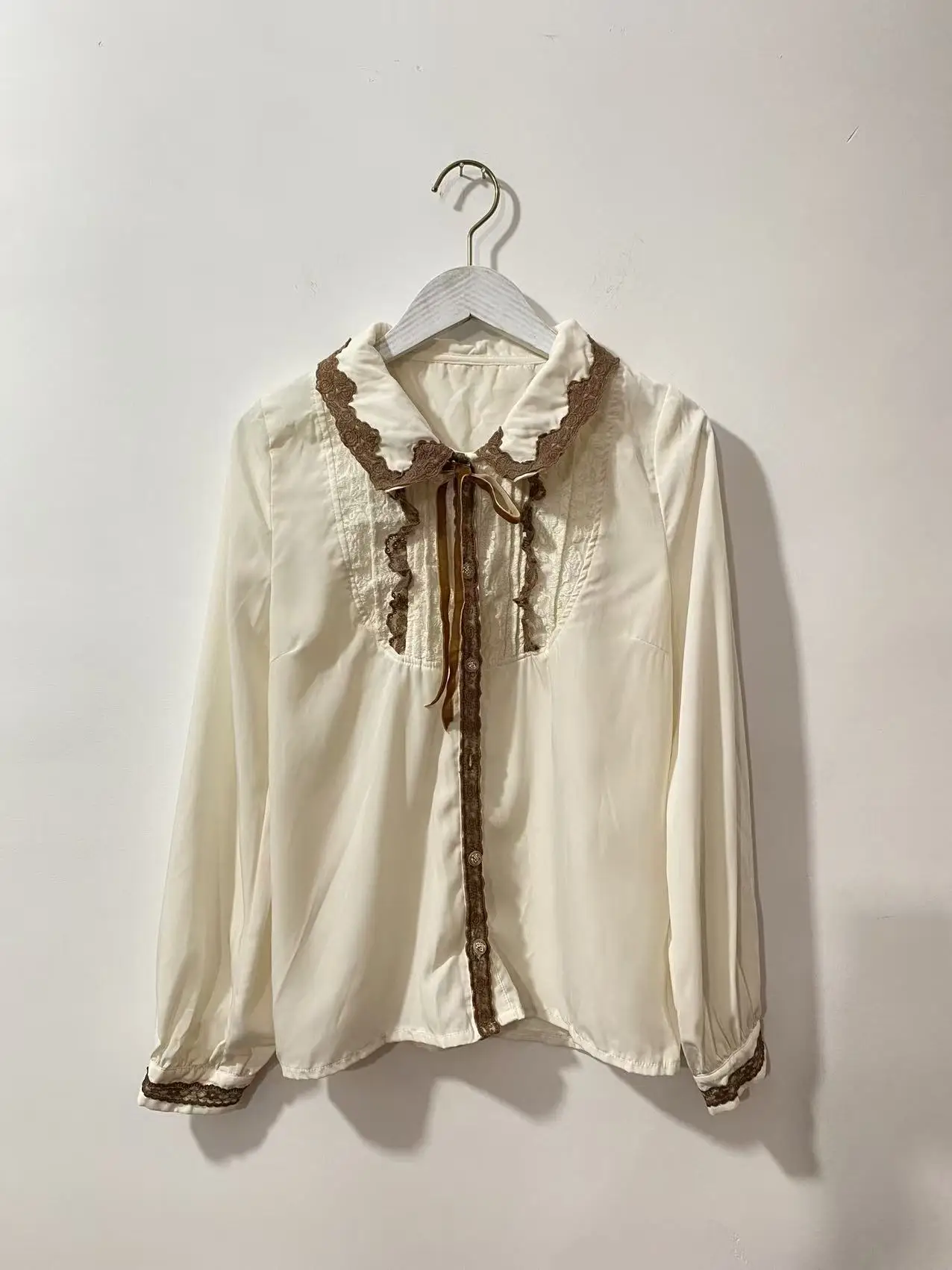 Lace Collar