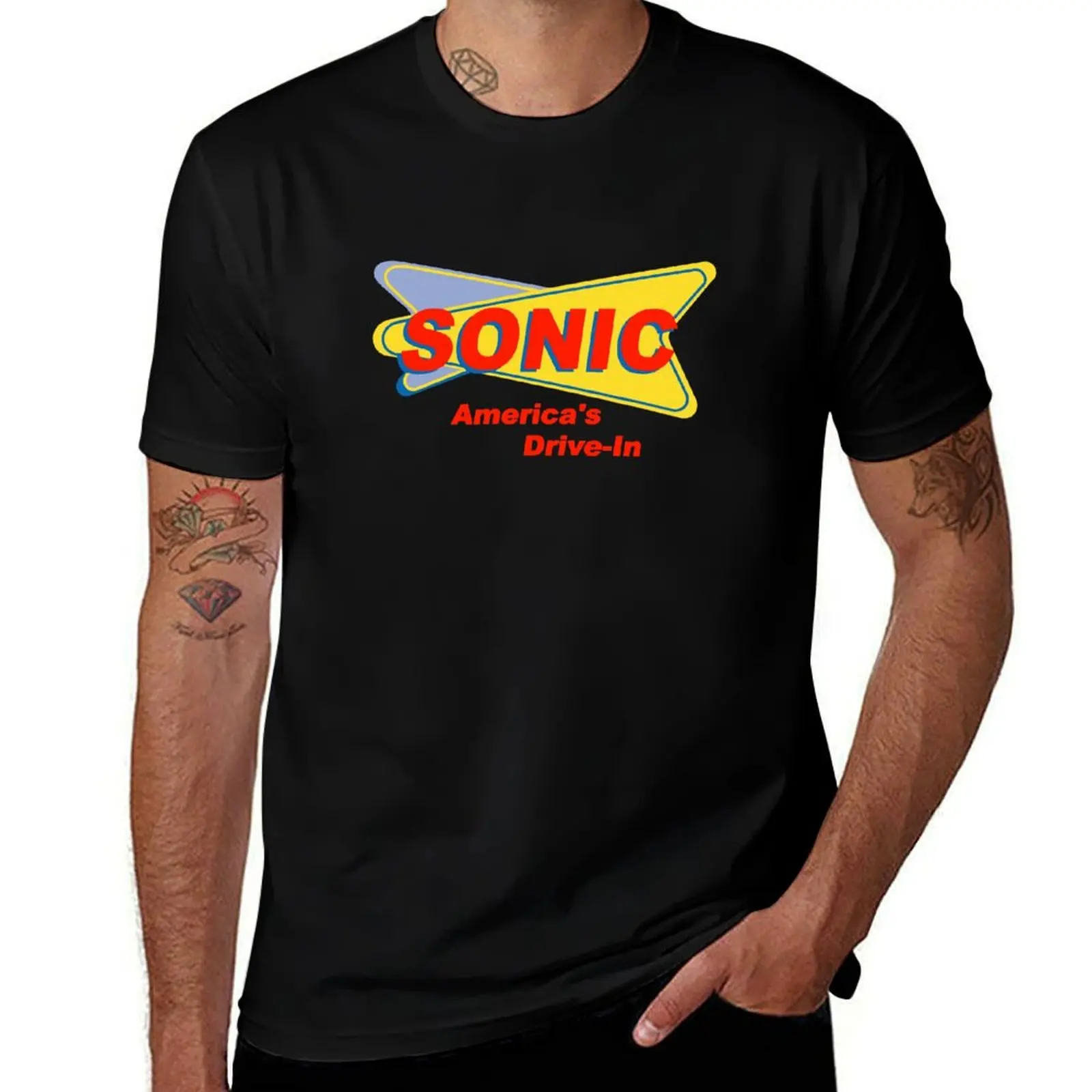 Sonic America's drive-in Fast Food Logo Red T-Shirt Large Size Short Sleeve T-Shirt