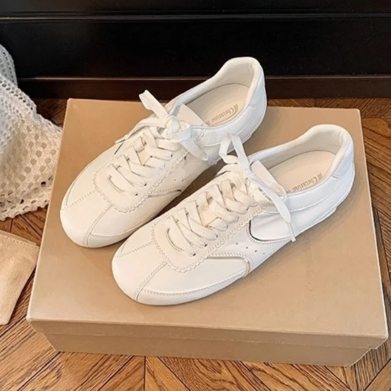 

New Women Sneakers High Quality Flats Outside Casual Running Women Shoes Simple Versatile Non-slip Loafers Zapatos De Mujer