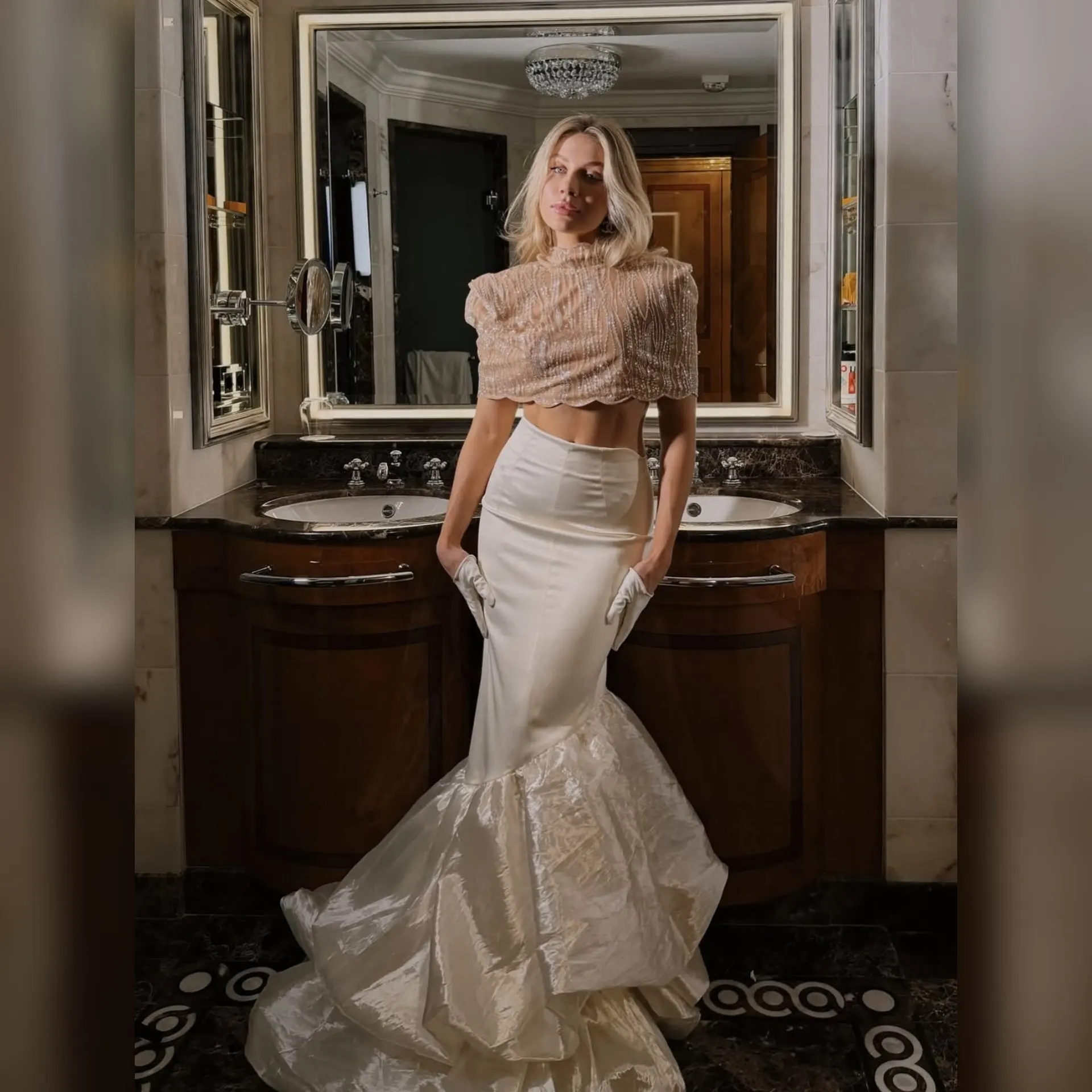 Elegante Fischschwanzröcke mit hoher Taille, luxuriöser Satin-Rock für Hochzeitsgäste, Abschlussball-Abend-Outfit, Meerjungfrau, geschwollene lange Damenmode 2026