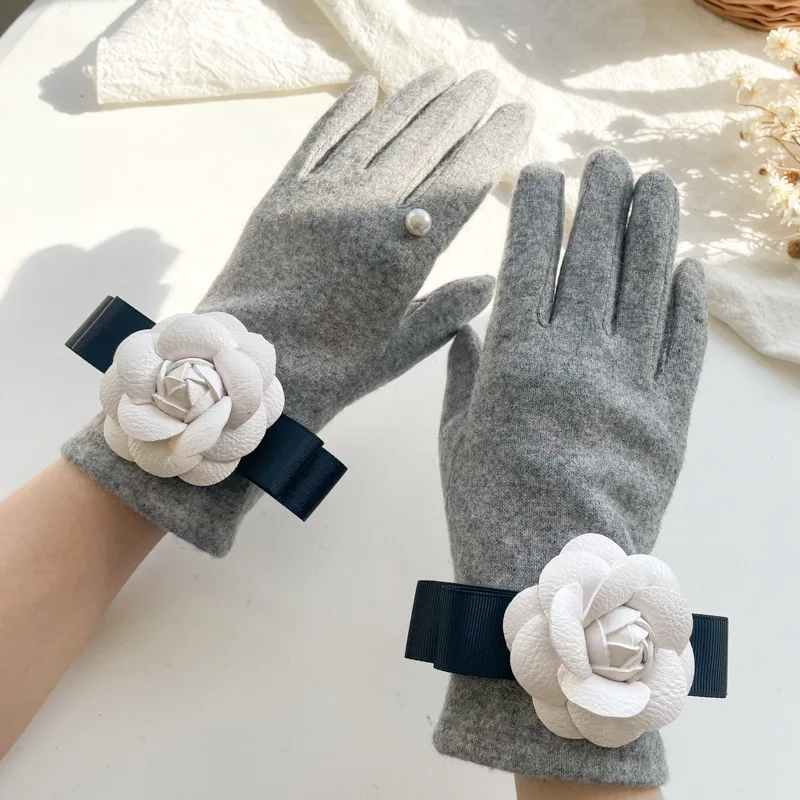 

Elegant Fingerless Gloves 2025 Wool Cashmere Blend Wrist Ribbon Camellia Flower Touchscreen Smartphone Mitts for Women
