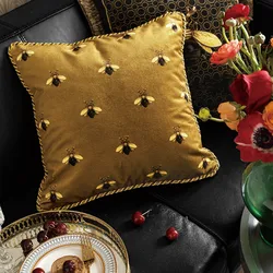 Retro Gold Cushion Cover Decorative Pillow Case European Luxury Art Yellow Bee Print Velvet Soft Sofa Chair Coussin