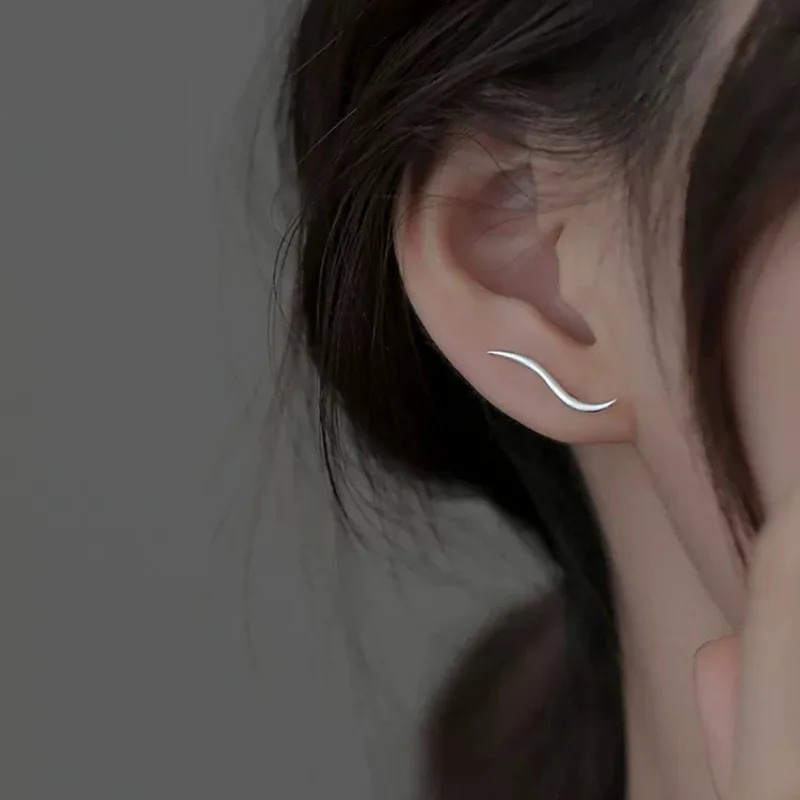 Silver Stud Earrings Wavy Line Polished Curved Simple Elegant Dainty Ear Crawler For Women Jewelry Gift Dropship Wholesale