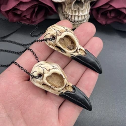 3D Raven Skull Necklace Resin Replica Raven Magpie Crow Poe Gothic Gift,Halloween Raven Skull Necklace,Goth Bird Skull Jewelry