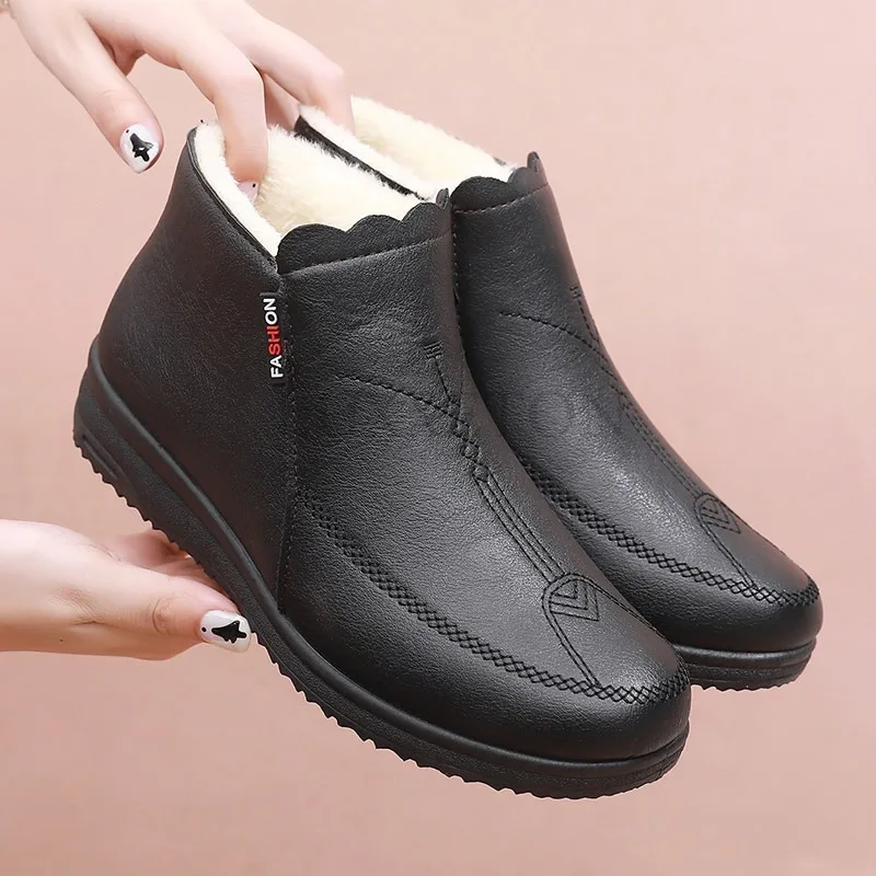 Flat Bottomed Low Heeled Round Toe Mother Shoes Elderly Cotton Shoes Soft Soled Anti Slip Short Boots Plush and Warm Snow Boots